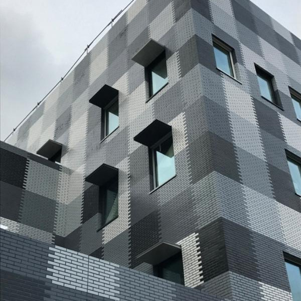 600x800 2 Mediacampus Ile de Nantes Frankreich 2017 Variocolor Fassade Interbau Blink