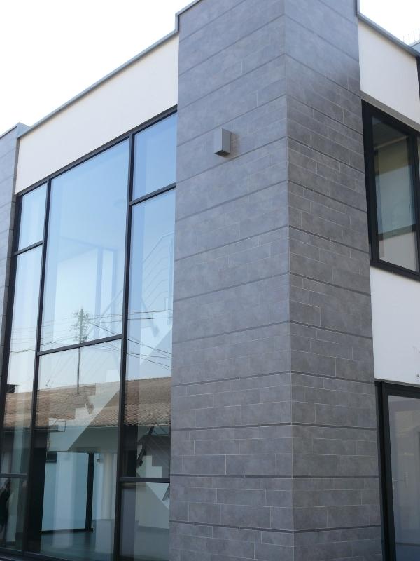 600x800 1 Interbau Blink Fassade Hauptstrasse Ransbach Baumbach Deutschland 2011