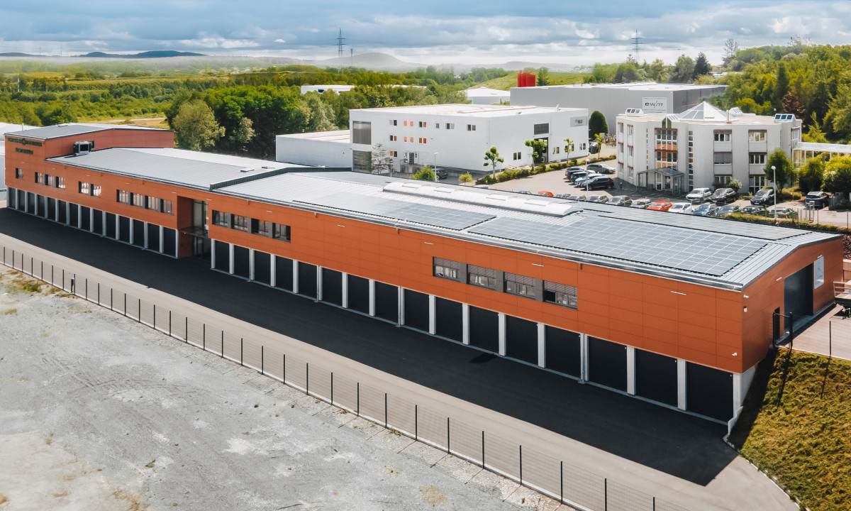 Schiess Sportzentrum Westerwald Ransbach Baumbach Deutschland hinterlueftete Fassade 2021 Interbau Blink 04