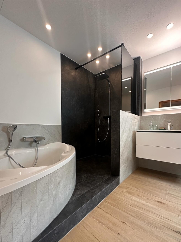 600x800 1 Epic Stone Carbon Black Pearl Grey Classic Oak Neuwied Achim Schuessler Objekt