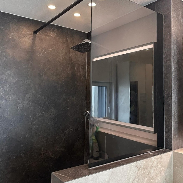 600x800 3 Epic Stone Carbon Black Pearl Grey Classic Oak Neuwied Achim Schuessler Objekt