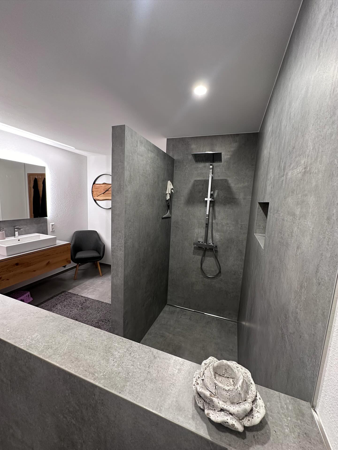 Columbia Grey Bad Achim Schuessler Projekt 56290 13