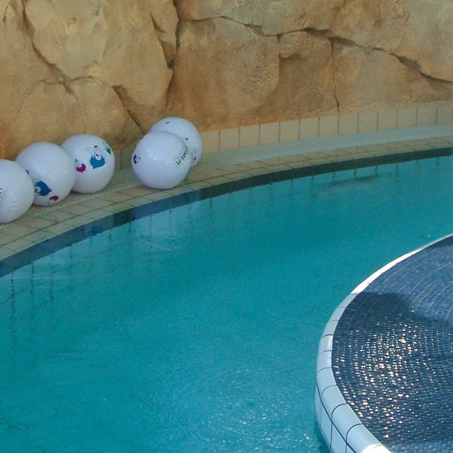 1920x900 Meersburg Therme Deutschland 4