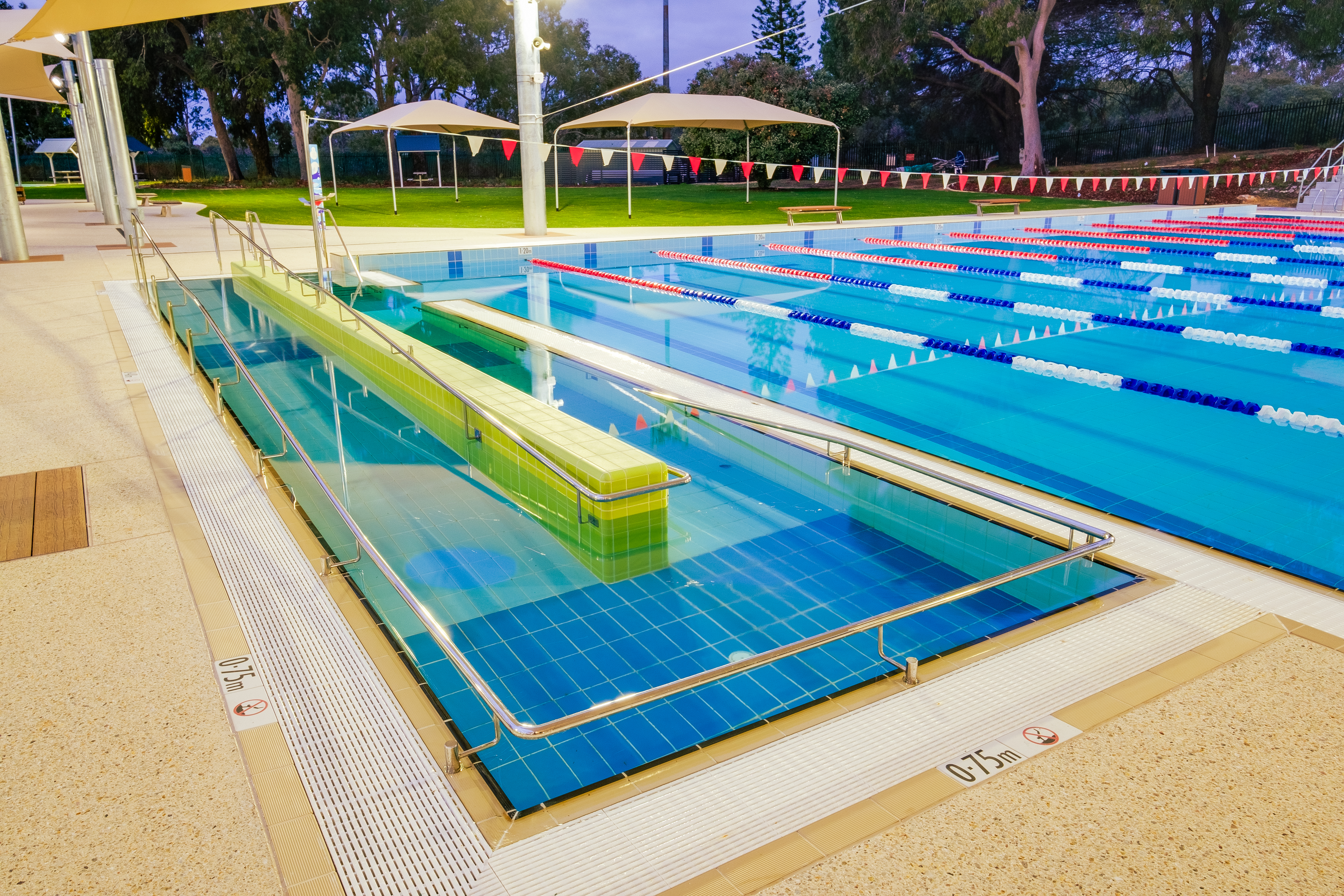 Commercial Aquatics Australia  TERRY TYZACK 88